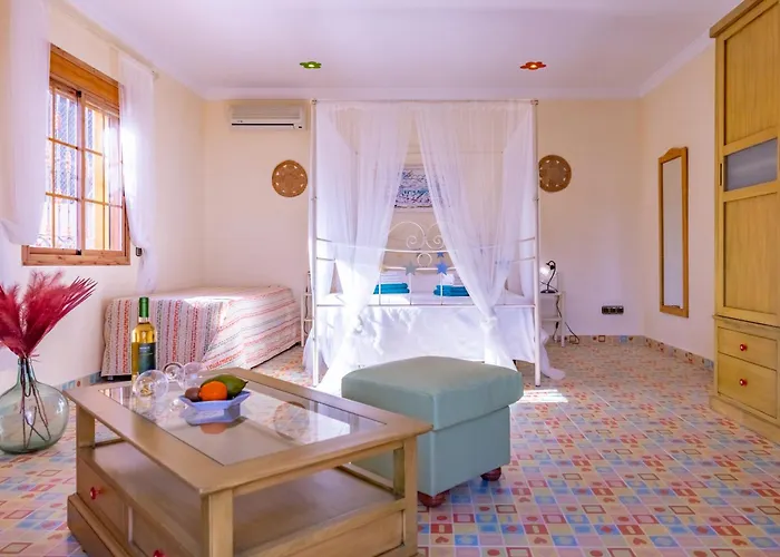 Casa Mavi 1 & 2 Bed & Breakfast Torrox